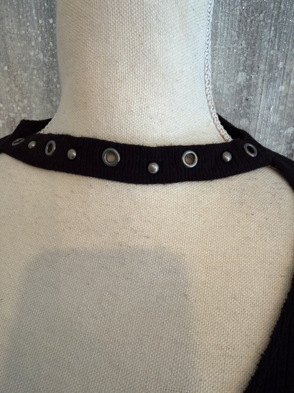 Black Ribbed Cutout V-Neck Top with Grommet Collar size large - Picture 2 of 5
